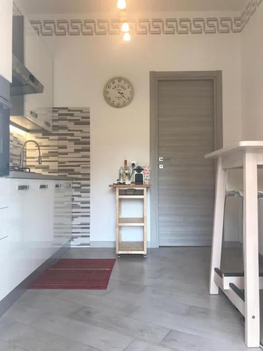 Premium Apartment With Parking Чампино Экстерьер фото